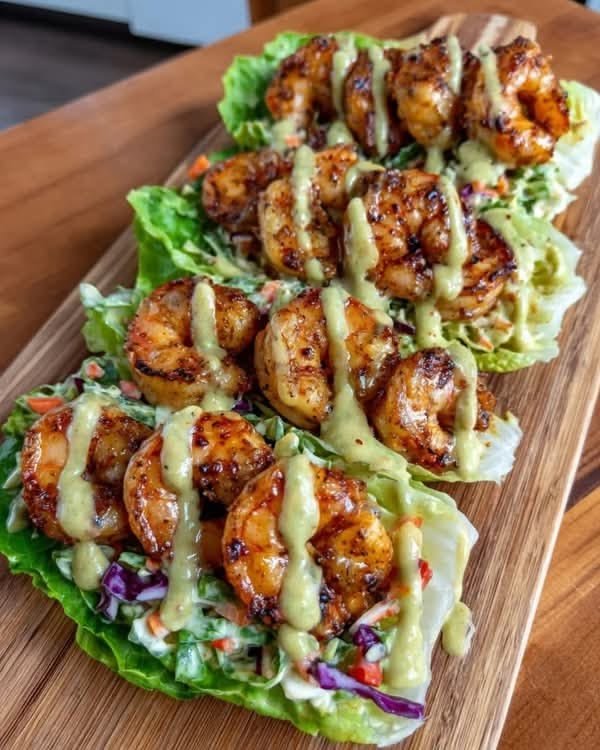Grilled Shrimp Lettuce Wraps with Creamy Avocado Sauce