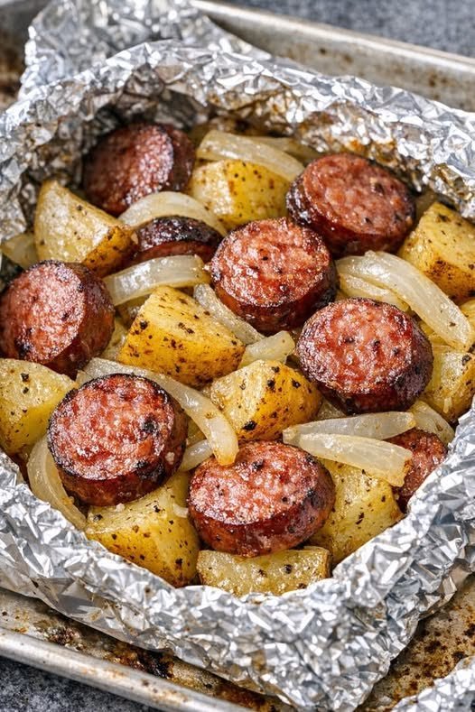 Sausage & Potato Foil Packet Dinner (Full Recipe)